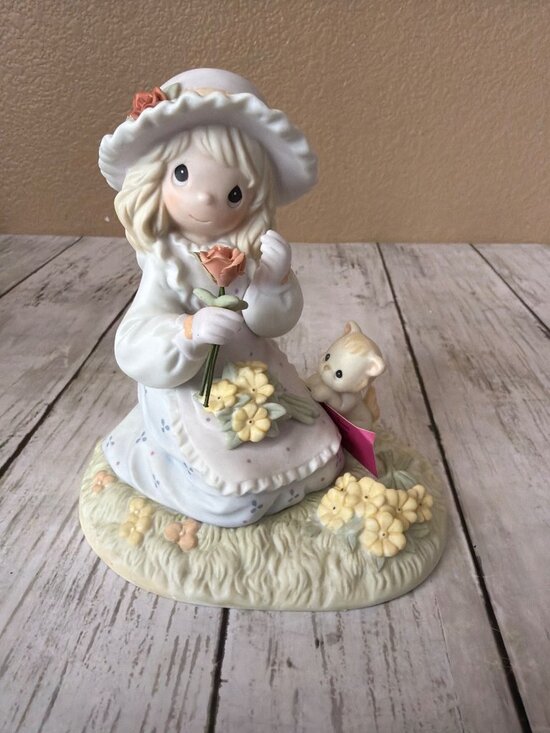 Precious Moments Other - Precious Moments #103176 Rose in My Bouquet 2002 Ltd Ed 1831/7500 Girl Cat